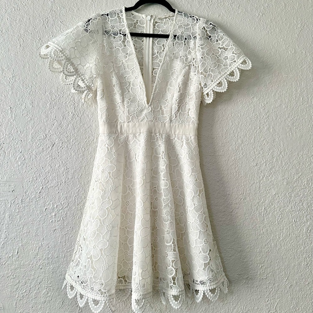 White “La Maison Talulah” V-Neck Floral Lace Dress